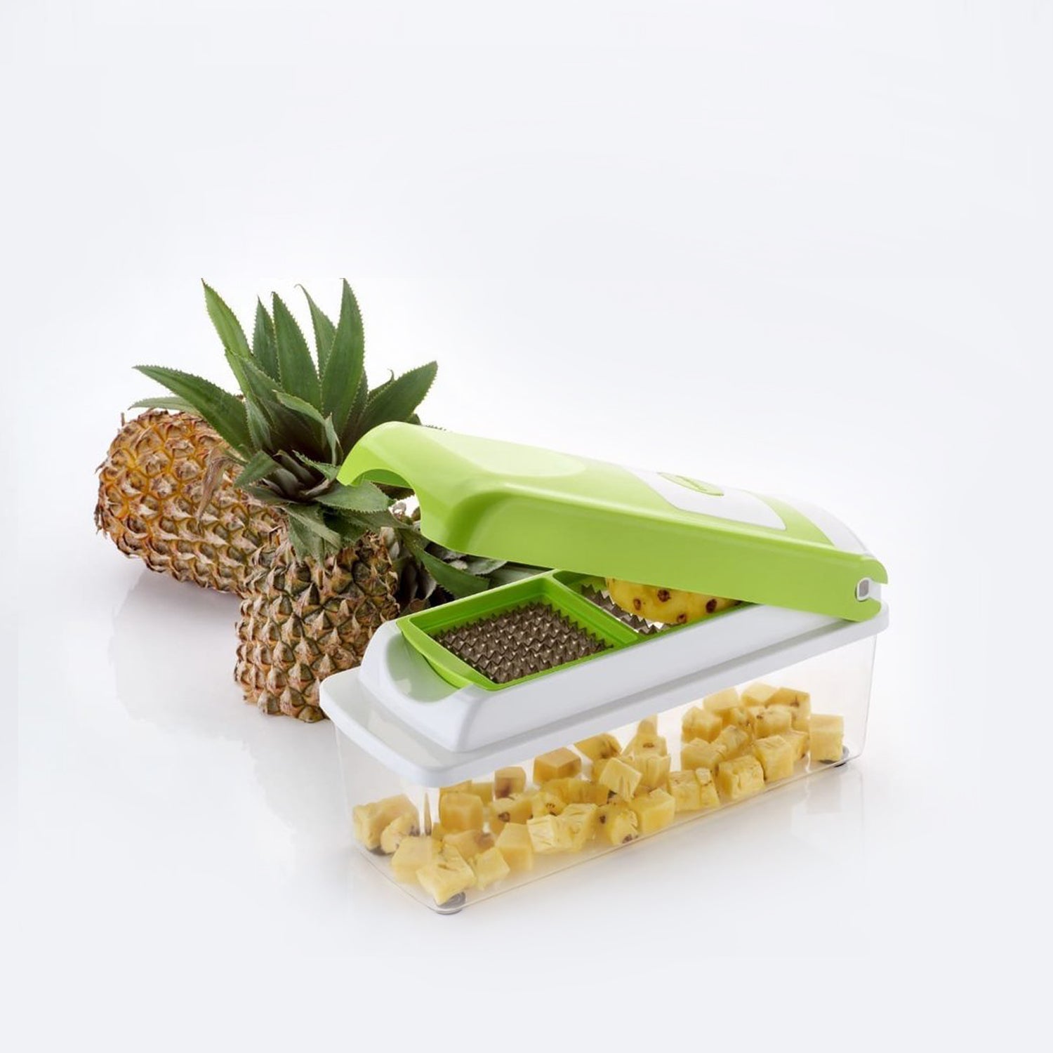 Manual vegetable grater with 13 functions and interchangeable blades Manual vegetable grater with 13 functions and interchangeable blades